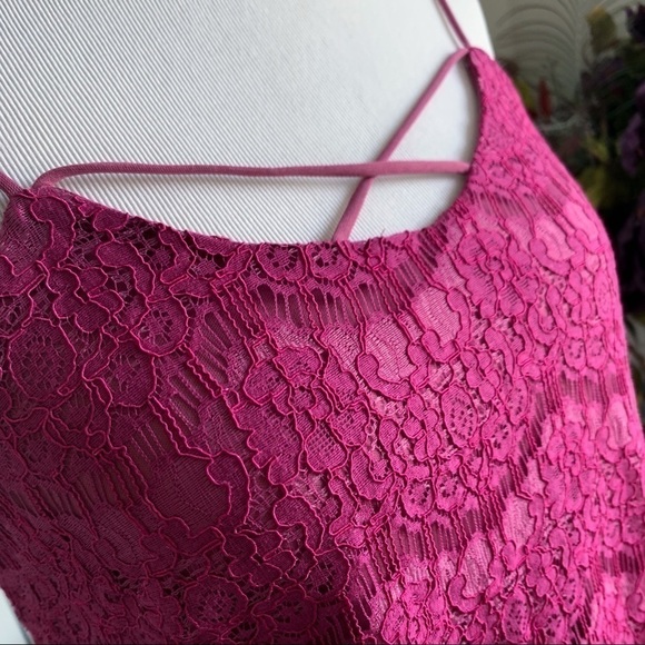 Love Fire Fuchsia Lace Lined Tank Top - Picture 7 of 10